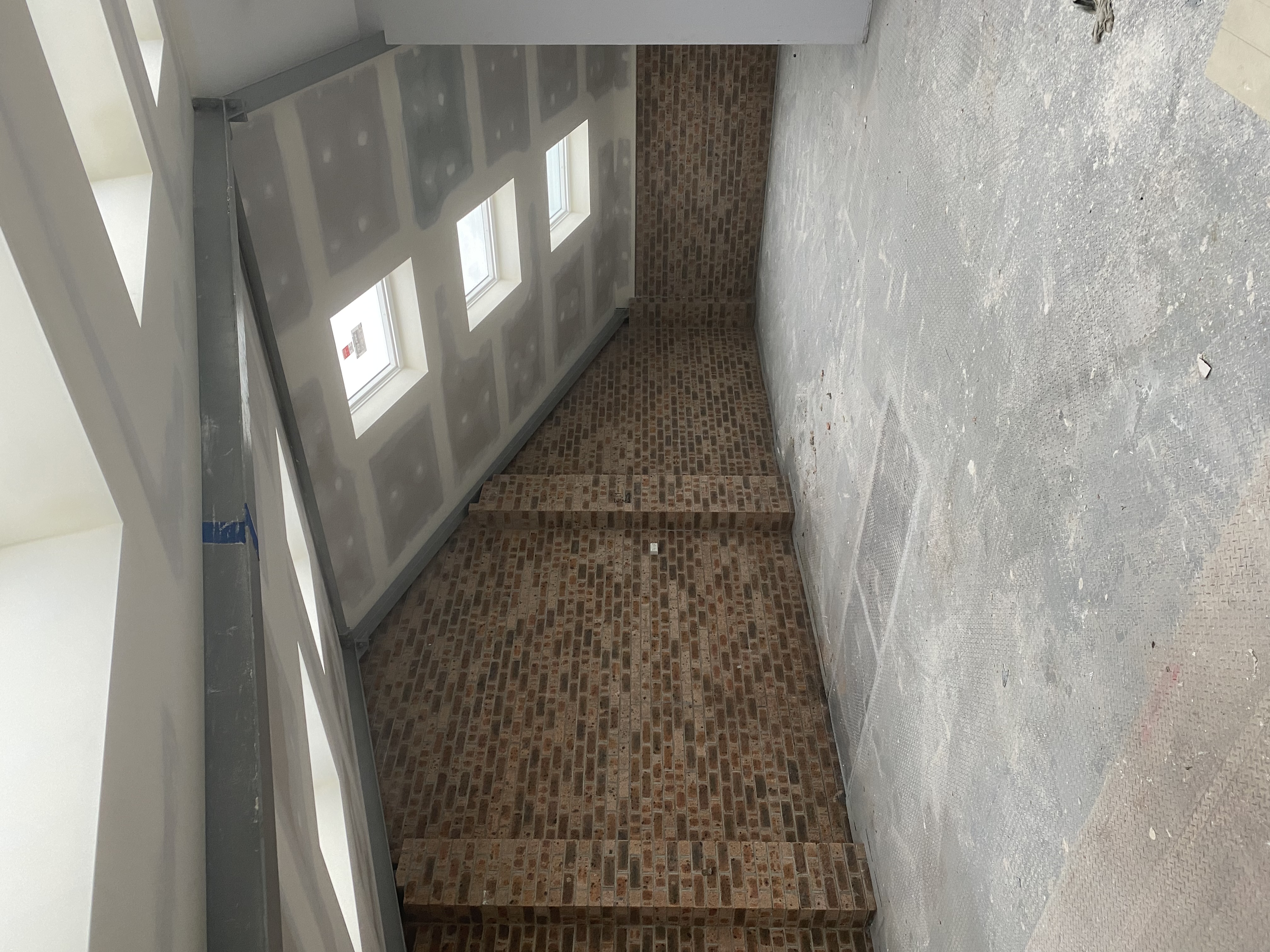 Showroom Warehouse Newcastle — photo 6