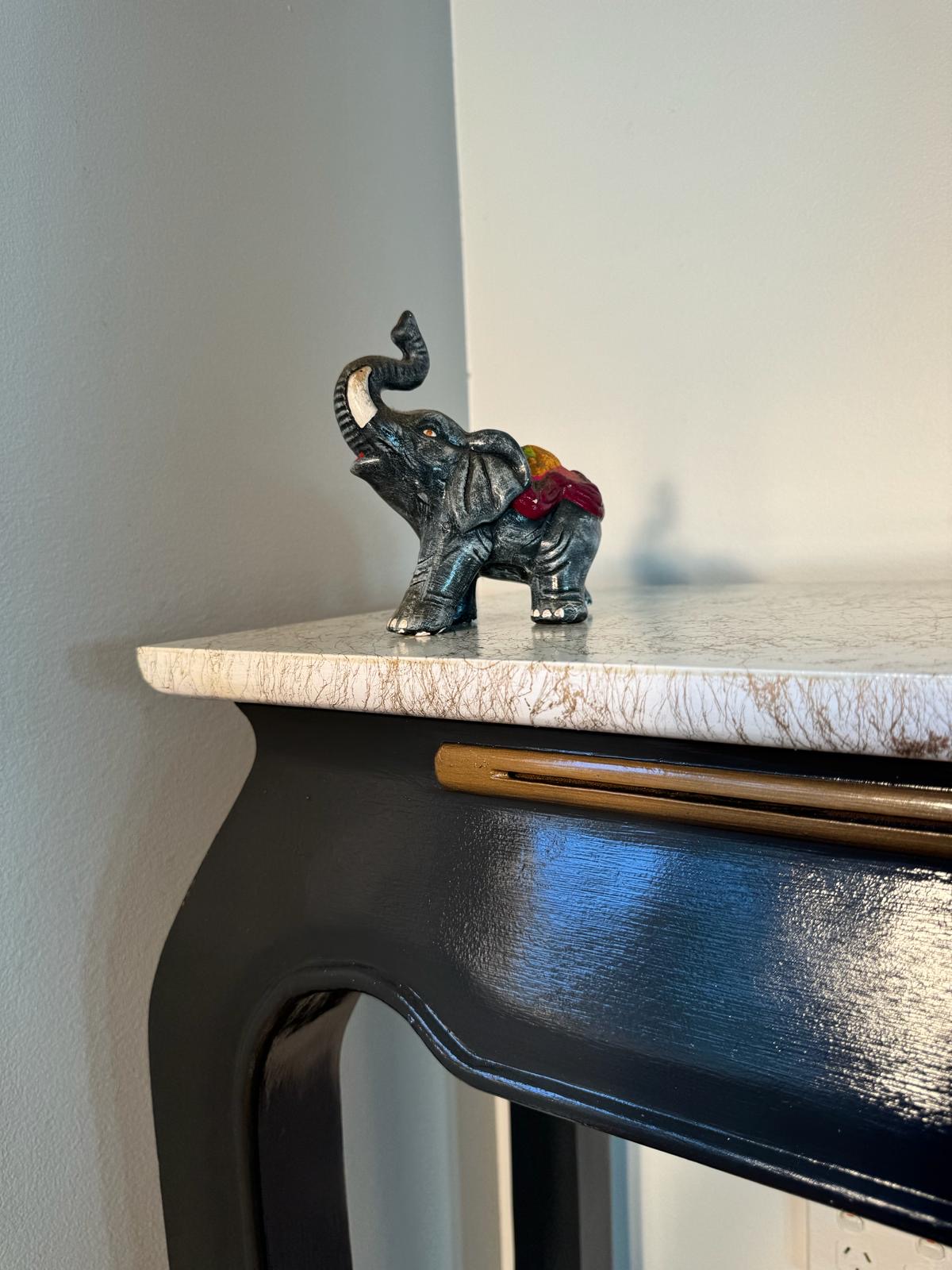 Marmol Effect - Decorative Table — photo 2