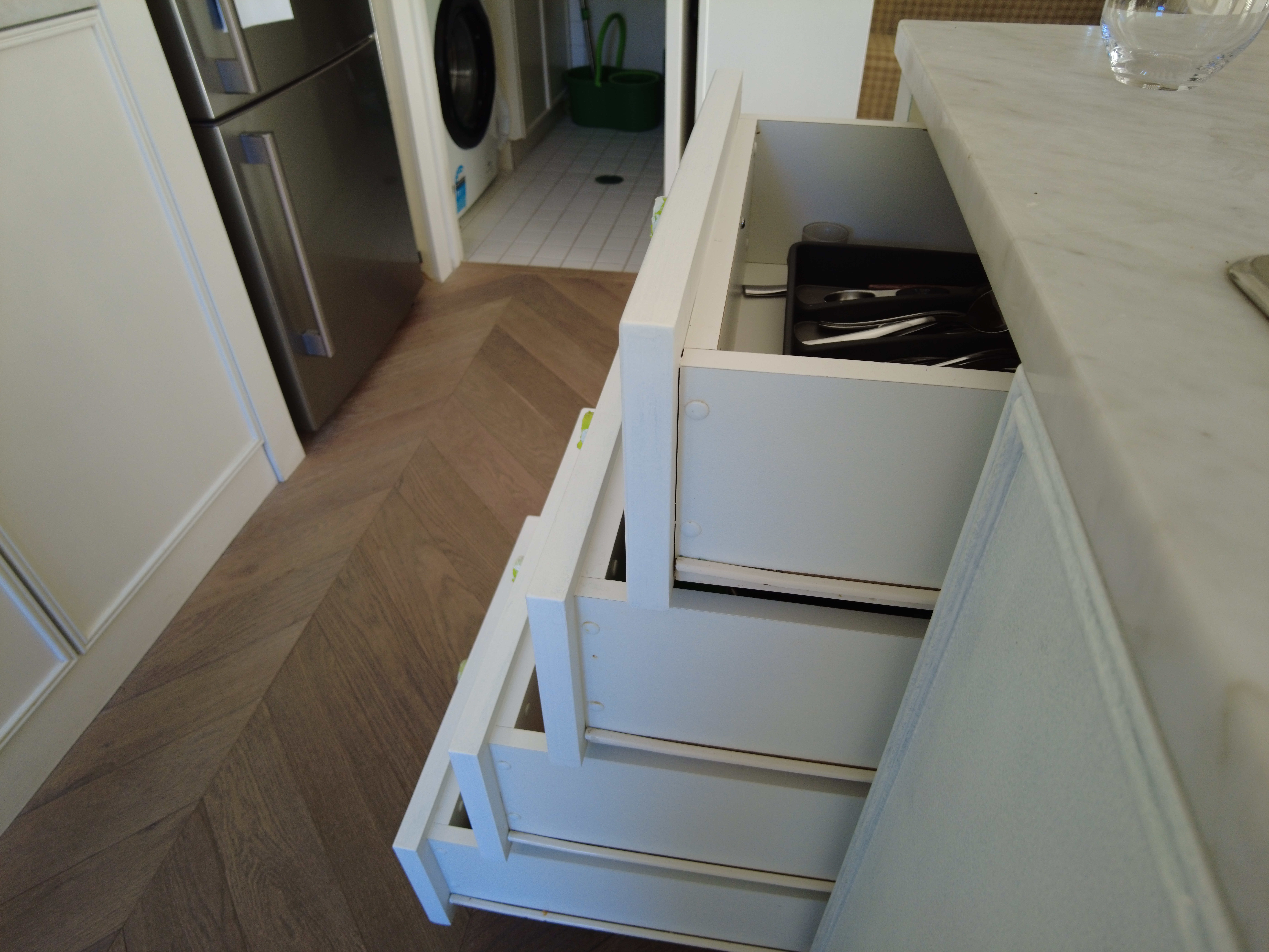 Kitchen Island Cupboards Queen's Park — photo 6