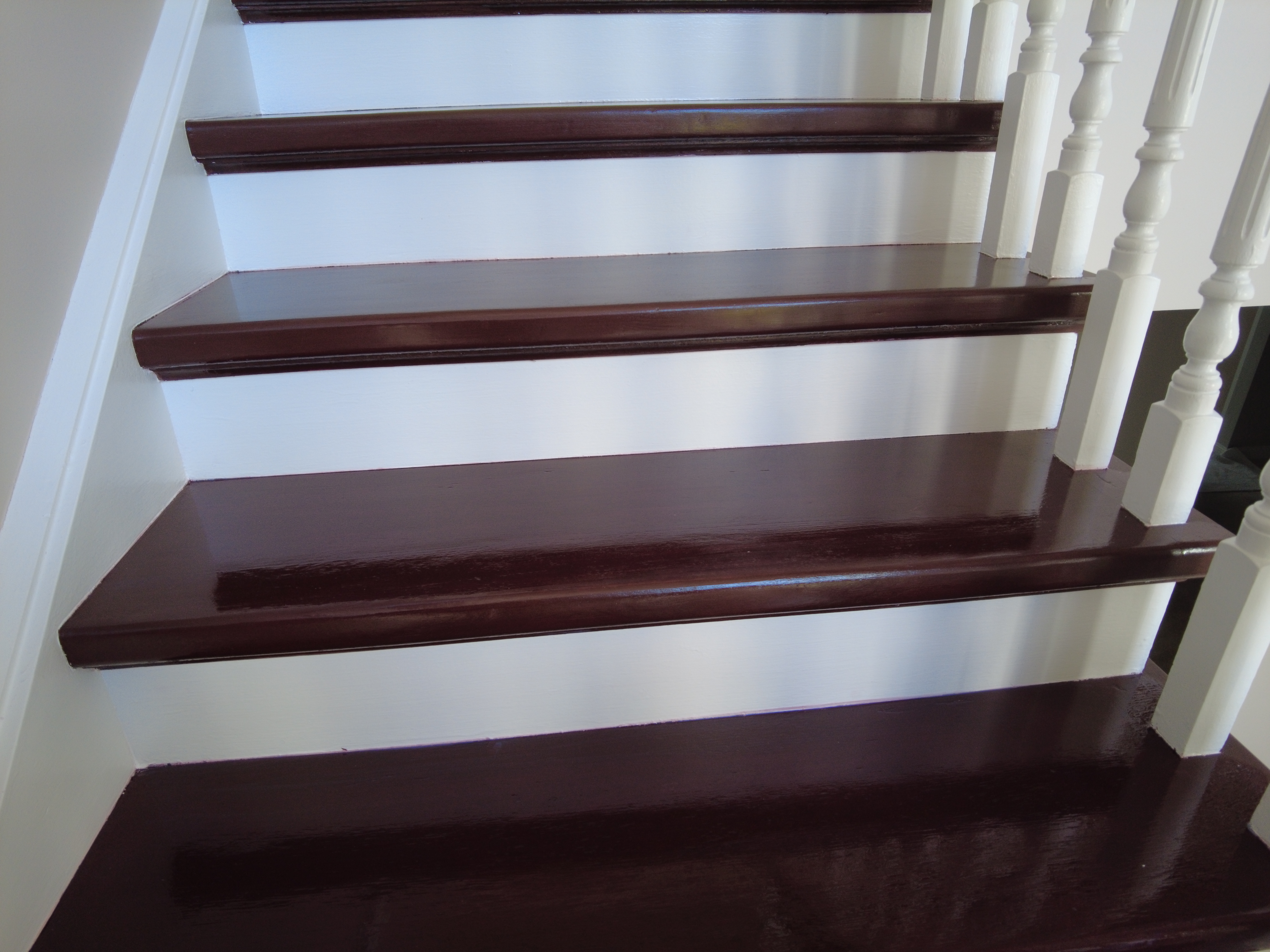 Staircase Stain&White Castle Hill — photo 5
