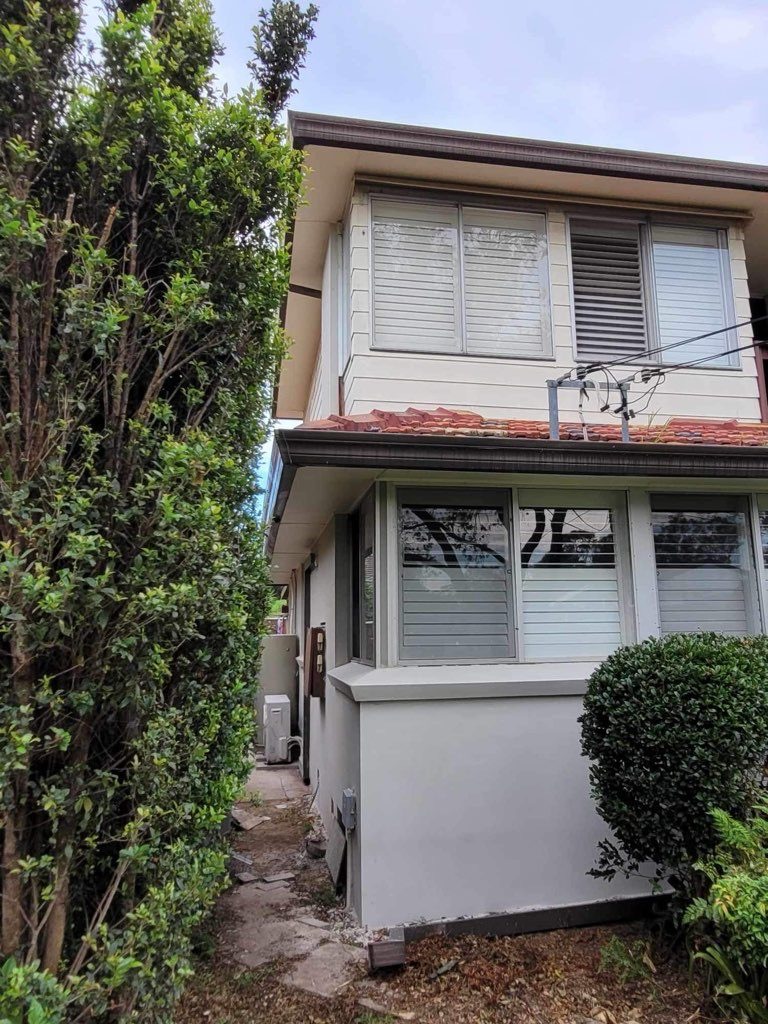 2-Story Exterior House — photo 1