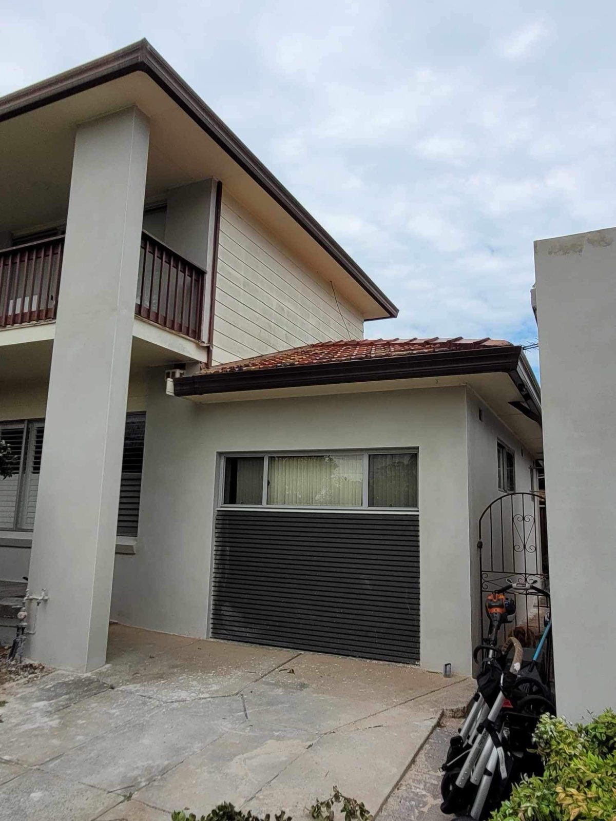 2-Story Exterior House — photo 2